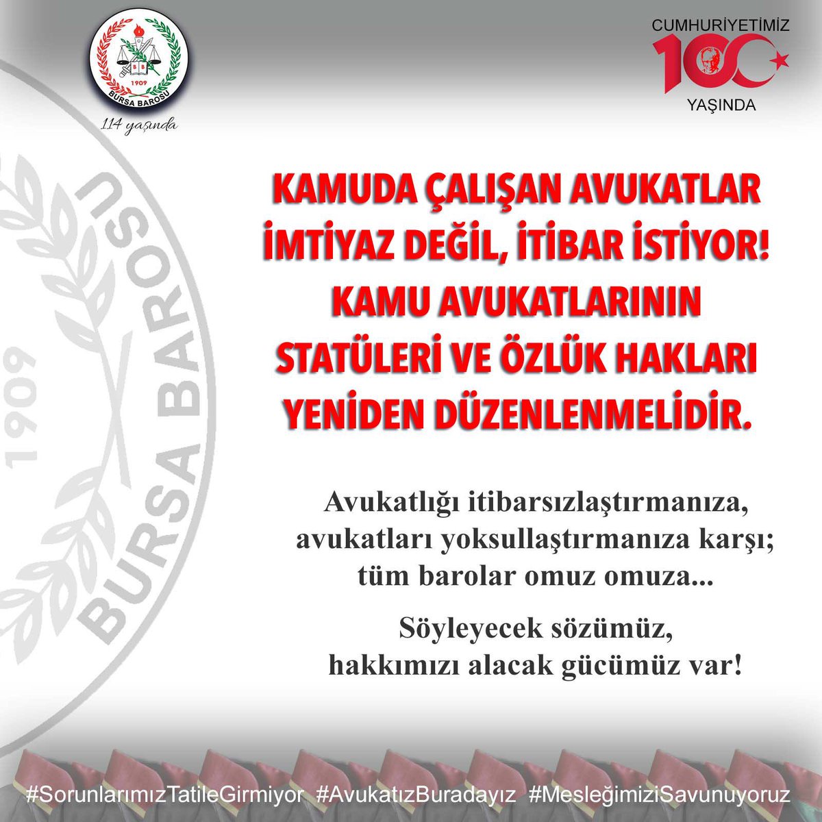 İzmir, Ankara, Antalya Barosuyla devam eden mesleğimize dair dayanışma zincirimizi büyütüyoruz.
Avukatların yoksullaştırılıp, itibarsızlaştırılmasına karşı sorunlarımızı daha yüksek sesle tekrarlıyoruz.

"Söyleyecek sözümüz,  mücadele azmimiz, hakkımızı alacak gücümüz var"