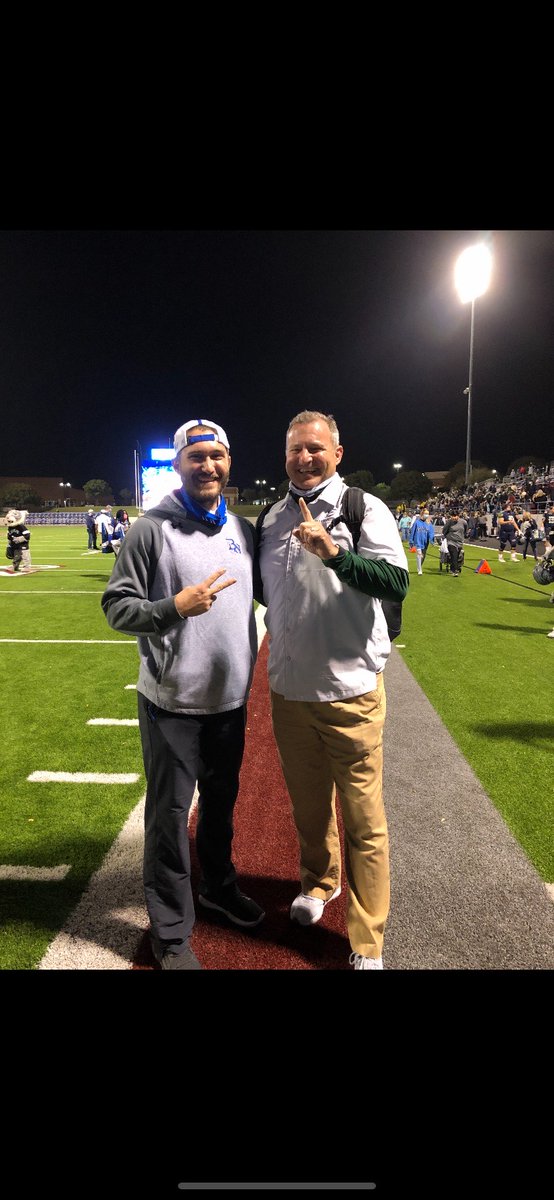 <a href="/CoachHardin1/">Craig Hardin</a> used to fly F-16s for the Air Force.

Now he's the DC at <a href="/EatonEagleFB/">Eaton Eagle Football</a>, hoping they'll fly around the 🏈 this fall.

He defeated cancer along the way.

Now he'll try to beat his son <a href="/CoachJHardin/">Jacob Hardin</a>, who coaches at <a href="/TCHSFootball/">TCHS Falcon Football</a>

texasfootball.com/craig-hardin

#dctf #txhsfb