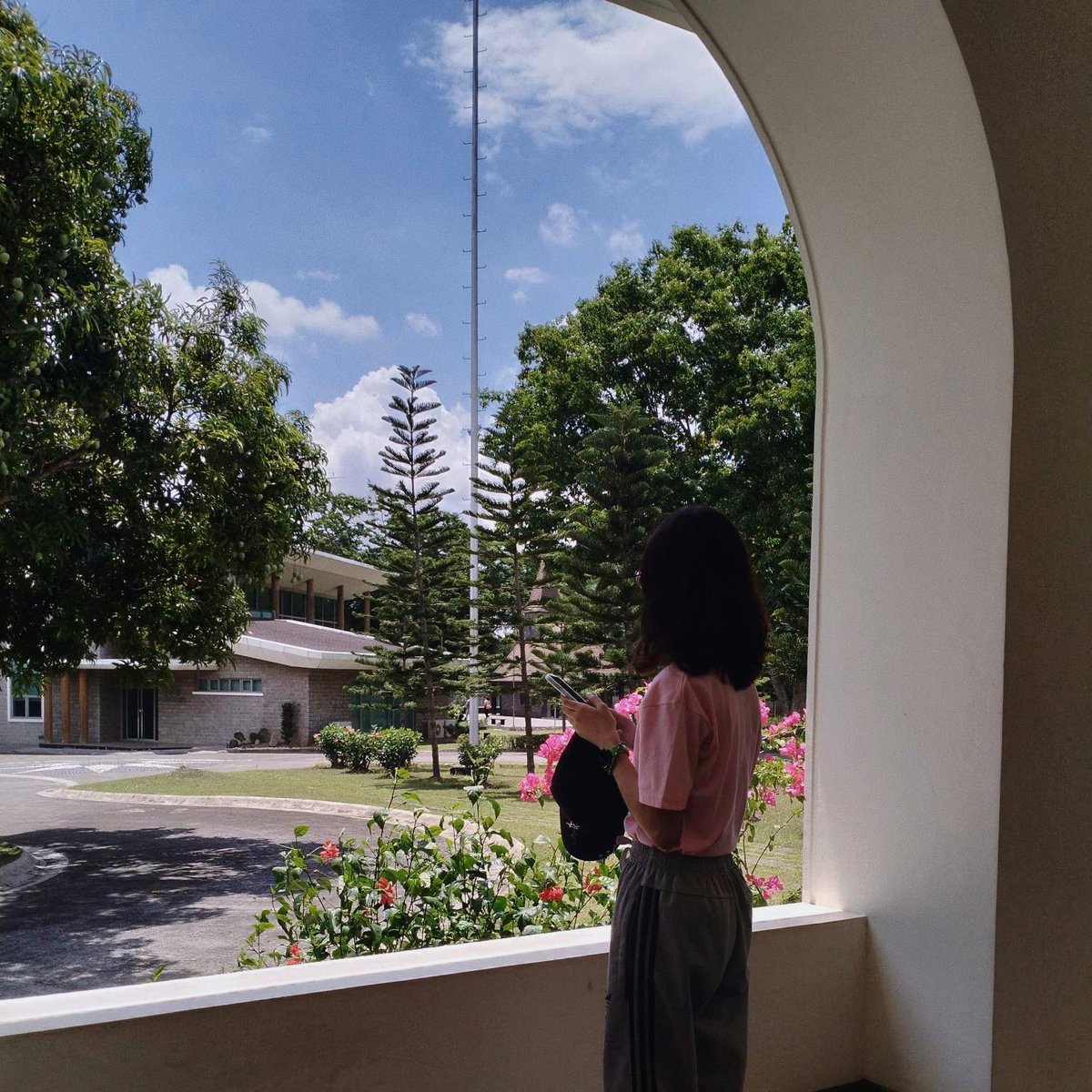 jicmsgf's tweet image. ☁️🤍☁️

♡ ; #tbsd #thebselcaday #deobiselcaday #theboyz #q #changmin