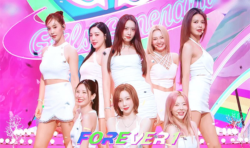 ffanya_0805's tweet photo. 내가 영원을 믿게 된 이유.
늘 응원하고 사랑해요, 소녀시대. 16주년 진심으로 축하해요. 지금은, 앞으로도, 영원히 소녀시대. 

#소녀시대_16주년_우리_꼭_영원하자
#16Years_Sailing_With_GG https://t.co/ReSJpwlWVC