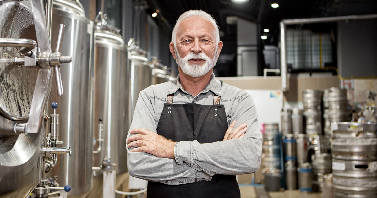 canadabusiness's tweet photo. Itโs #InternationalBeerDay! Letโs celebrate the amazing #CdnBreweries across our country. Support your local #BrewMasters and encourage the growth of the Canadian brewing industry. ๐จ๐ฆ https://t.co/f7mlUaARN7