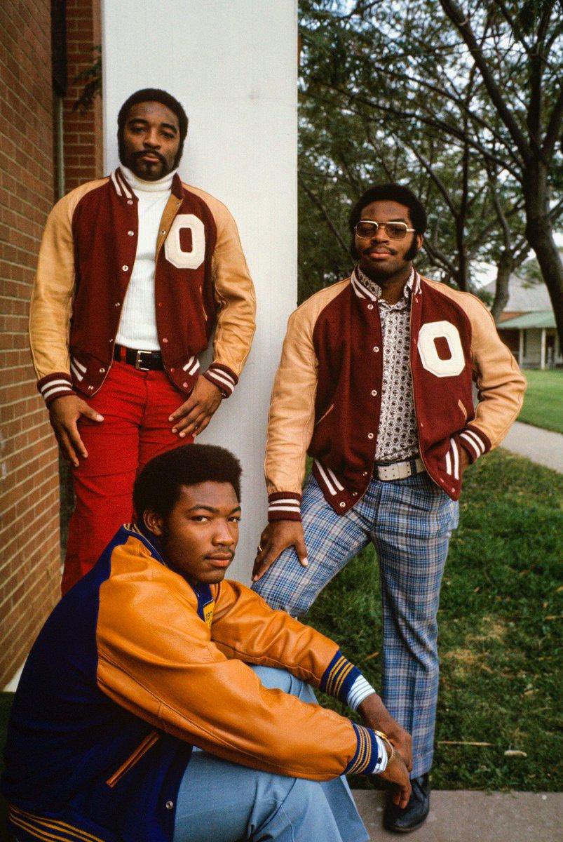 No Context Sooners tweet media