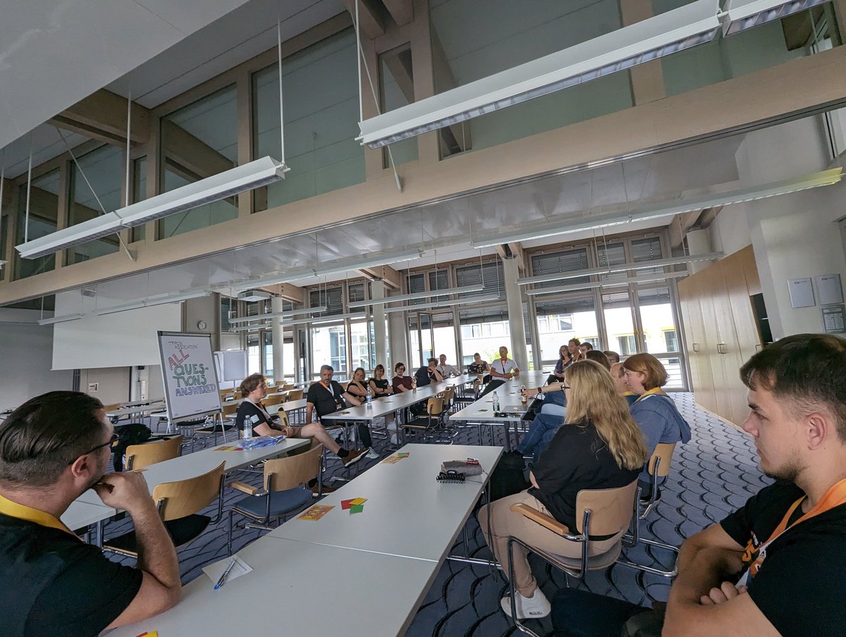 Now TYPO3 Association Q&amp;A Session at the Developer Days hosted by the notorious MBL <a href="/ProvenPudding/">Mathias Bolt Lesniak</a> 

#TYPO3 #T3DD23