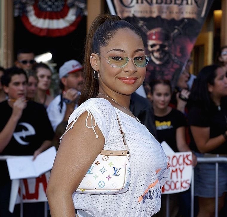PopCulture2000s's tweet image. raven symoné, 2003.