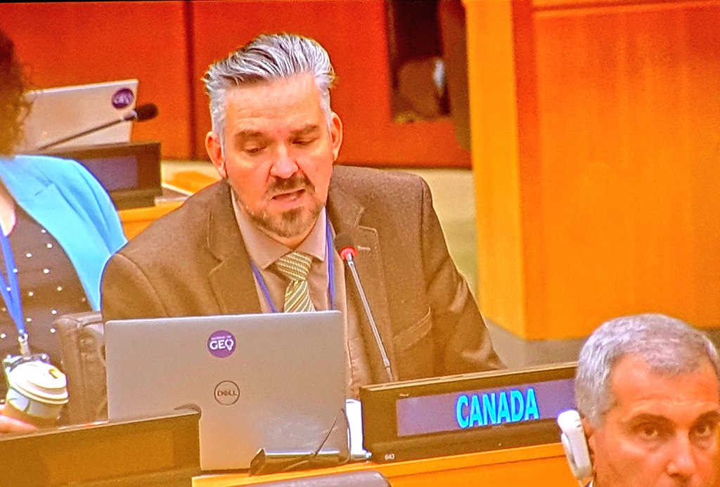 olivepowell's tweet photo. AND... #Canada also adopted our @geospatialwomen
#sticker (and we can just about see the laptop corner of #France behind!) 🙏
.
@UNGGIM #UNGGIM13 #inclusion #diversity #allies #allyship #raisingawareness https://t.co/BTBKYleD8g