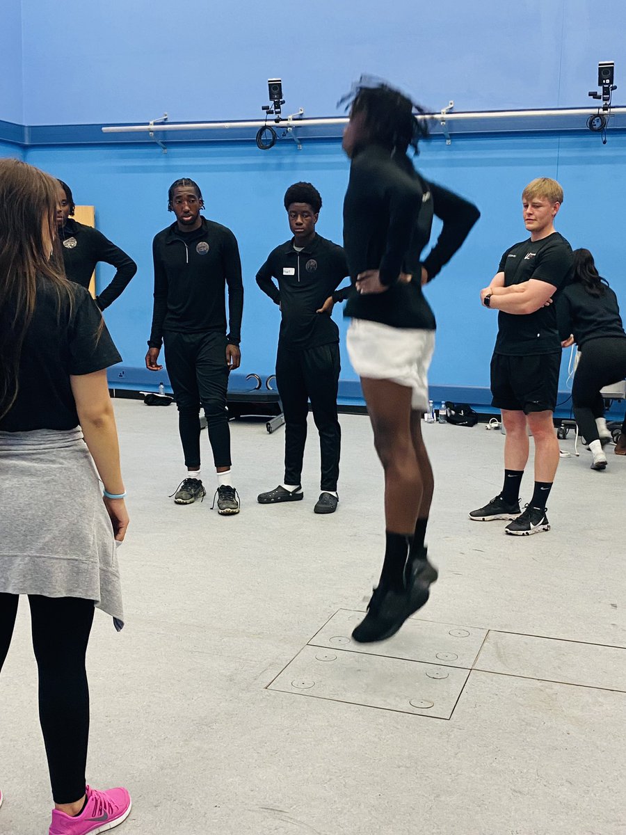 teesside_sport's tweet photo. Great to have @HackneyWickFC in the sports labs today. Students have come up from London to see @TeessideUni &amp; hear about the Football Academy programme on offer. Heading to the Riverside tomorrow for the  @Boro opening match of the season! https://t.co/RPDxcFSXDb