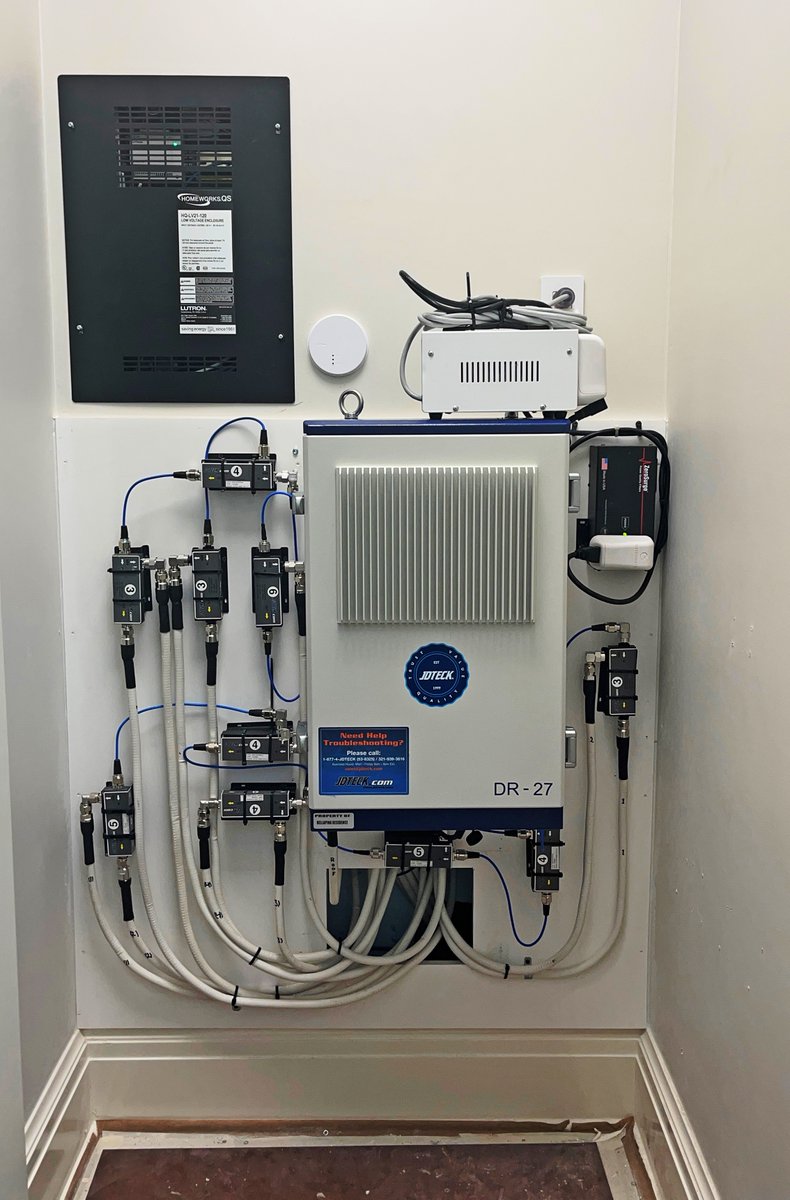 JDTECK's tweet photo. Luxury residence in Naples gets a JDTECK DAS installed. Still under construction, but the trades went from very poor cell reception to full bars 5G on all service providers! https://t.co/ai4L42Gym4