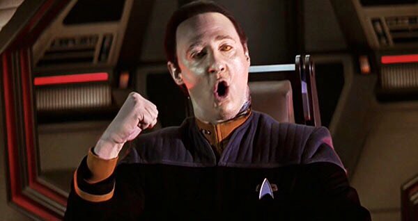 mark_amorosi's tweet photo. How dare #StarTrek have a musical episode!  Classic trek took itself seriously and never had that crap!
#StarTrekStrangeNewWords 

Also classic trek: https://t.co/PYoxk8qKTz