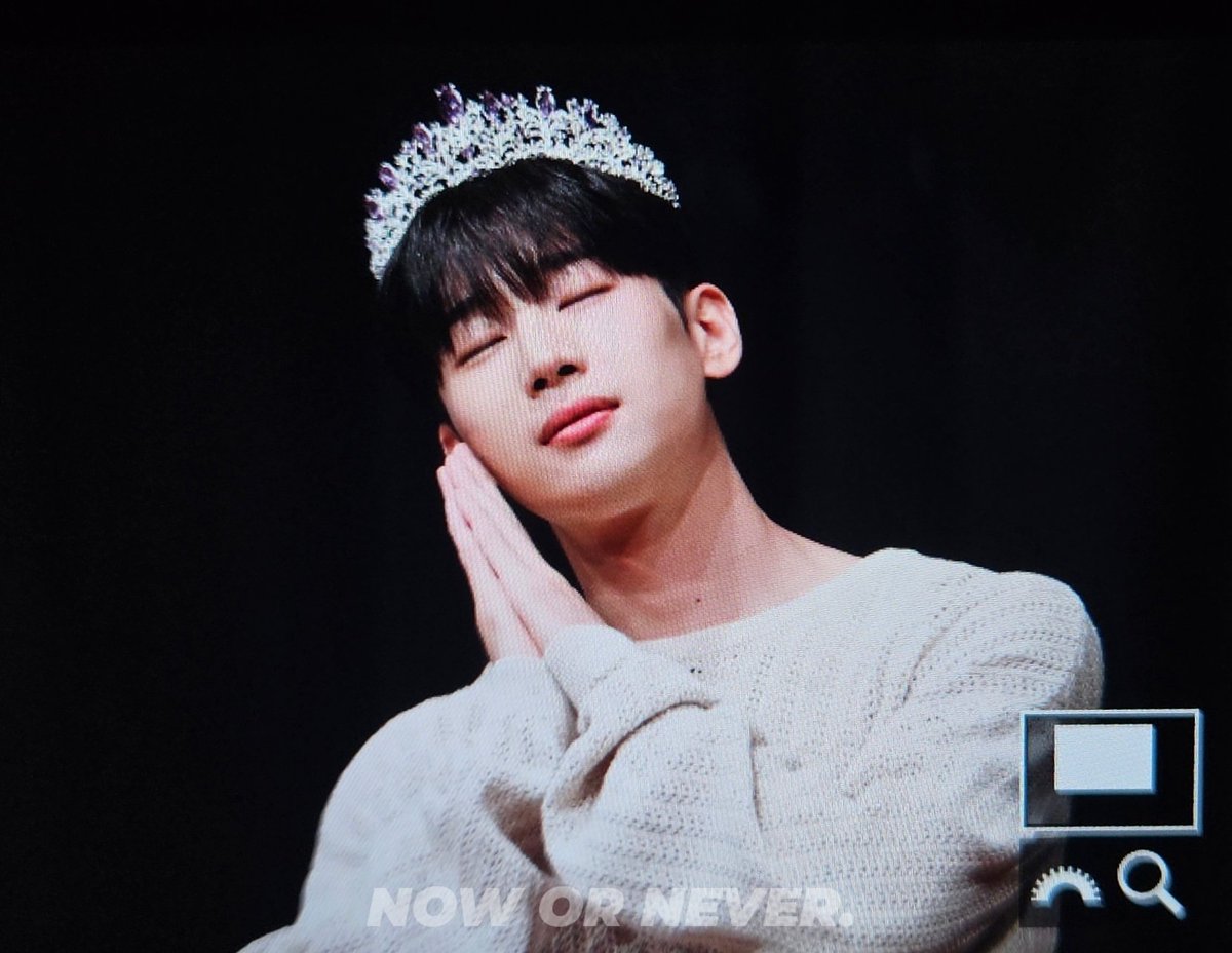 FOR_SEUNGWOO's tweet photo. [PREVIEW]
230804
공주들아 배틀을 신청한다
#HANSEUNGWOO #한승우 #승우
@wooya_twt @hanseungwoo_twt https://t.co/mbJGV9xZKJ