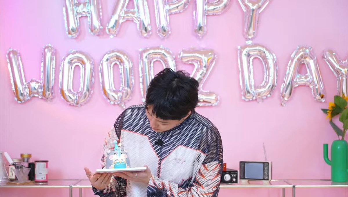 happy birthday mi lov zo sweet <a href="/_chowoodz/">조우즈</a>