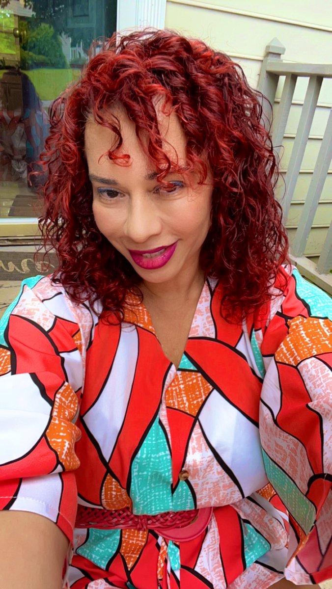 bianca007a's tweet photo. Sometimes change takes time to get used to…#newLook #RedHair #CurlyHair https://t.co/RSCr9iykaW