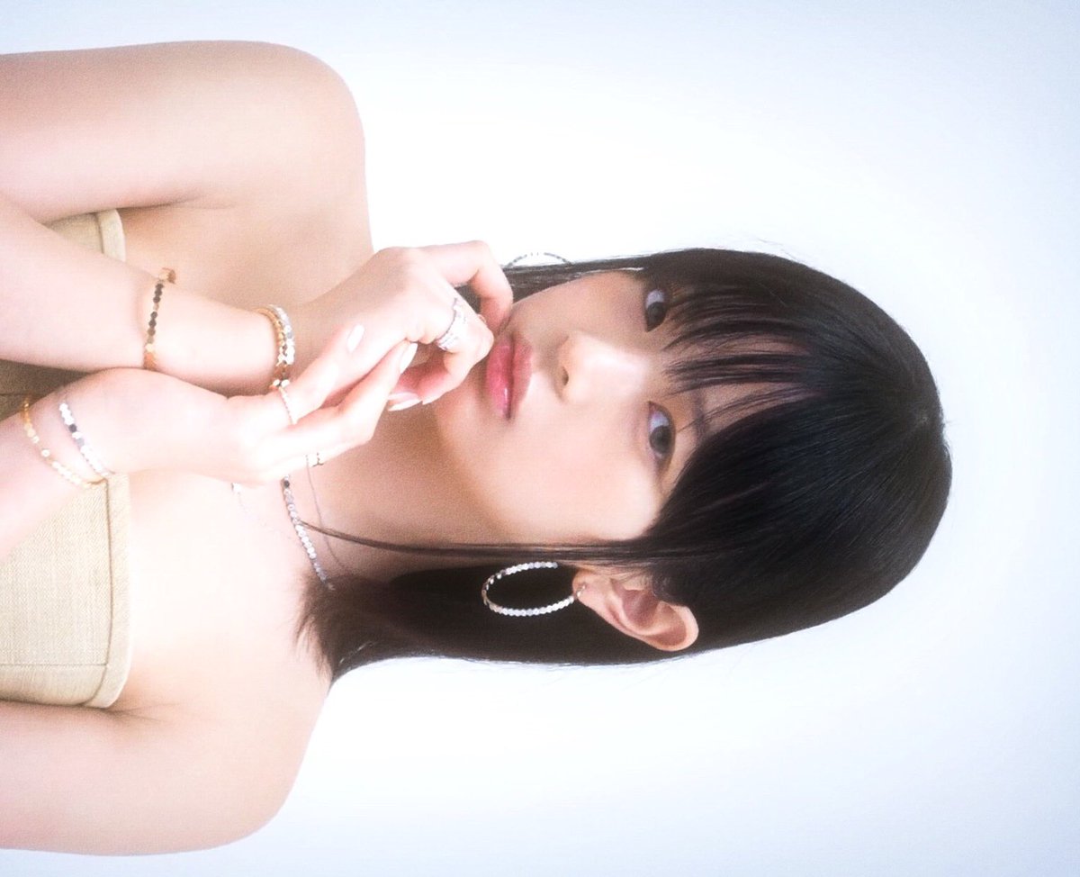 hannisloops's tweet photo. hanni pham ੈ✩‧₊˚ https://t.co/zzVlCvupz8