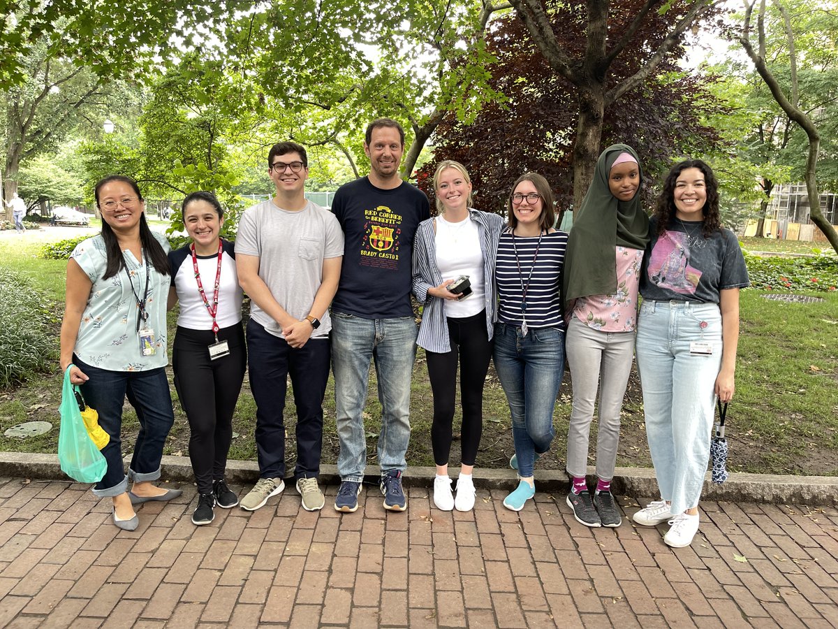 Emily O'Rourke (@eaorou) on Twitter photo Congratulations to Aissata, the high school student who I had the great pleasure of mentoring in lab this summer! Shoutout to the <a href="/PennSAS/">Penn Arts & Sciences</a> LENS program for making this opportunity possible and to <a href="/SunnyShinLab/">Dr. Sunny Shin</a> for the support. Colleges better watch out for this rising star ๐! Congratulations to Aissata, the high school student who I had the great pleasure of mentoring in lab this summer! Shoutout to the <a href="/PennSAS/">Penn Arts & Sciences</a> LENS program for making this opportunity possible and to <a href="/SunnyShinLab/">Dr. Sunny Shin</a> for the support. Colleges better watch out for this rising star ๐!