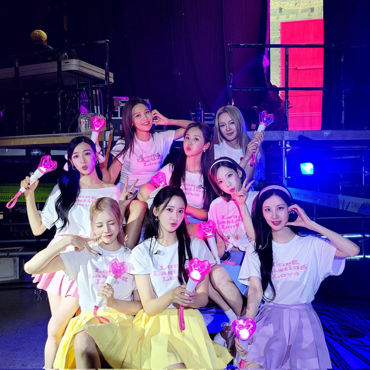 dkvdkv589's tweet photo. #소녀시대_16주년_우리_꼭_영��하자

It's Girl's Generation!
From now on, girls' generation!
Girls' Generation Forever!

#소녀시대_16주년_우리_꼭_영원하자
#16Years_Sailing_With_GG https://t.co/CEgHpi9itN