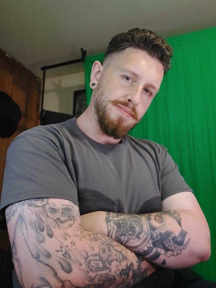 NextStepNick's tweet photo. FRIDAY!

Time for a stream to see us into the weekend!

Join me at 9pm (UK time) for a suspenseful stream!

https://t.co/CTWZdAnb5s 

#games #gaming #gamer #UK #selfie #evening #Friday #weekend #Saturday #twitch #twitchtv #new https://t.co/jgZwjtC1zQ