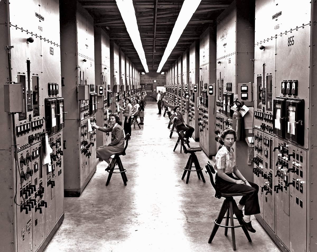 tnstatemuseum's tweet image. Another for the #Oppenheimer fans: Oak Ridge, TN, part of the #ManhattanProject, was known as the &quot;Secret City&quot; and processed enriched uranium. The workers were never told the purpose of their jobs. Here, the Y-12 plant calutron operators are separating isotopes. #ArchivesScience