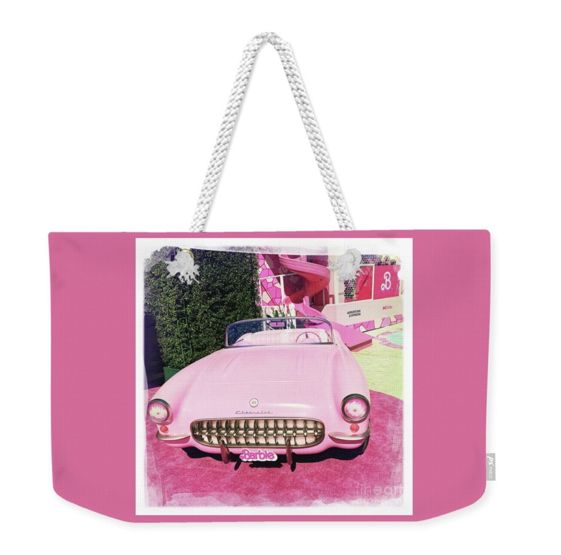#barbie #totebag #BuyIntoArt #AYearForArt must have weekend bag 
nina-prommer.pixels.com/featured/pink-…