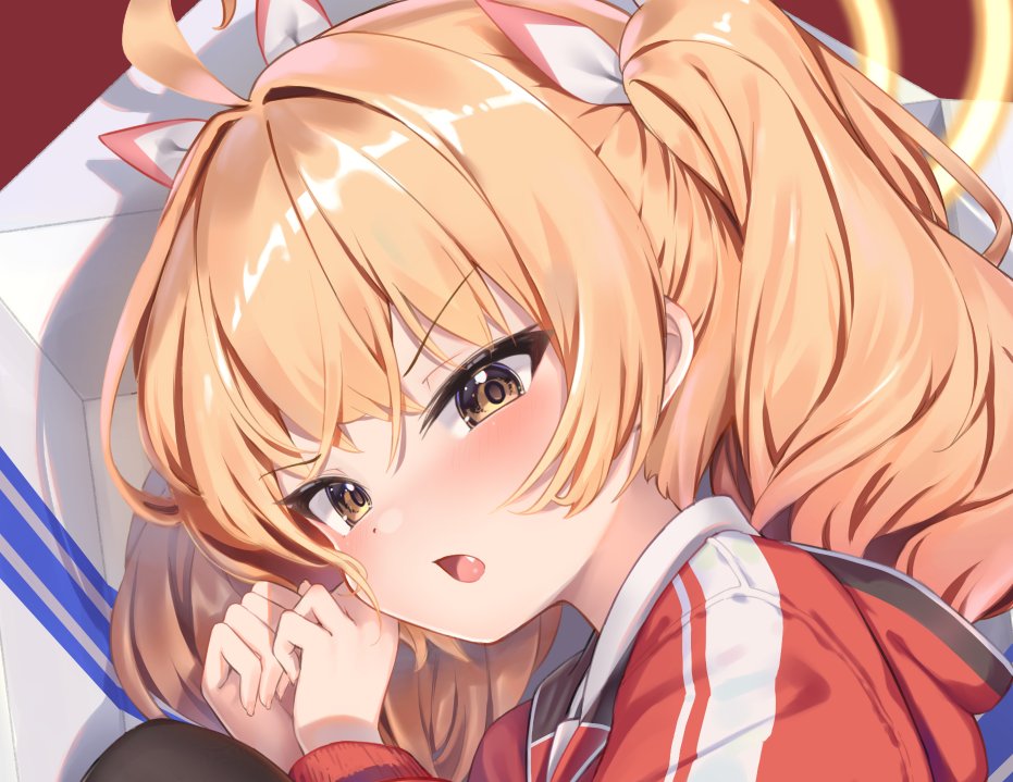 「表情変えたわよ」|ジヤスのイラスト