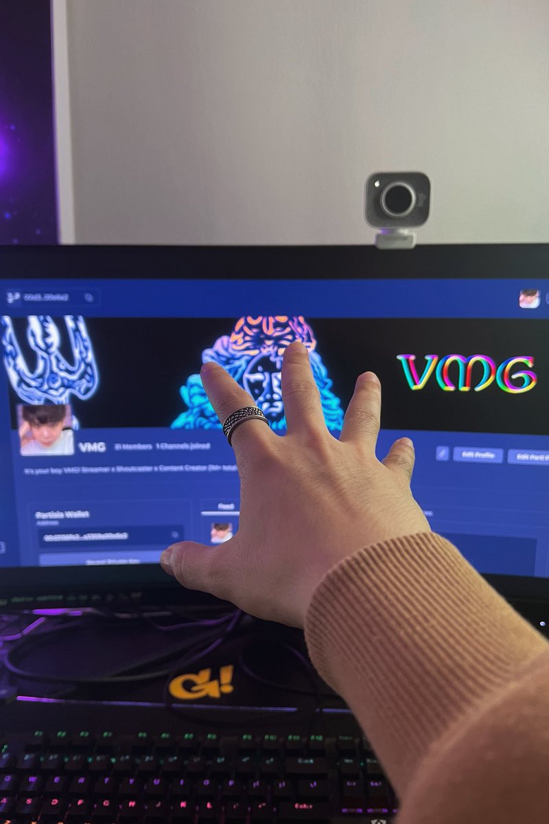 VMiguelG's tweet photo. Hoodie Stream at @PartisiansNFT! 🌧

Will be playing Axie Classic while playing your song requests! Let’s vibe!

Midnight Parti it is 🎉

https://t.co/olafEobh2W https://t.co/y629TABlXU