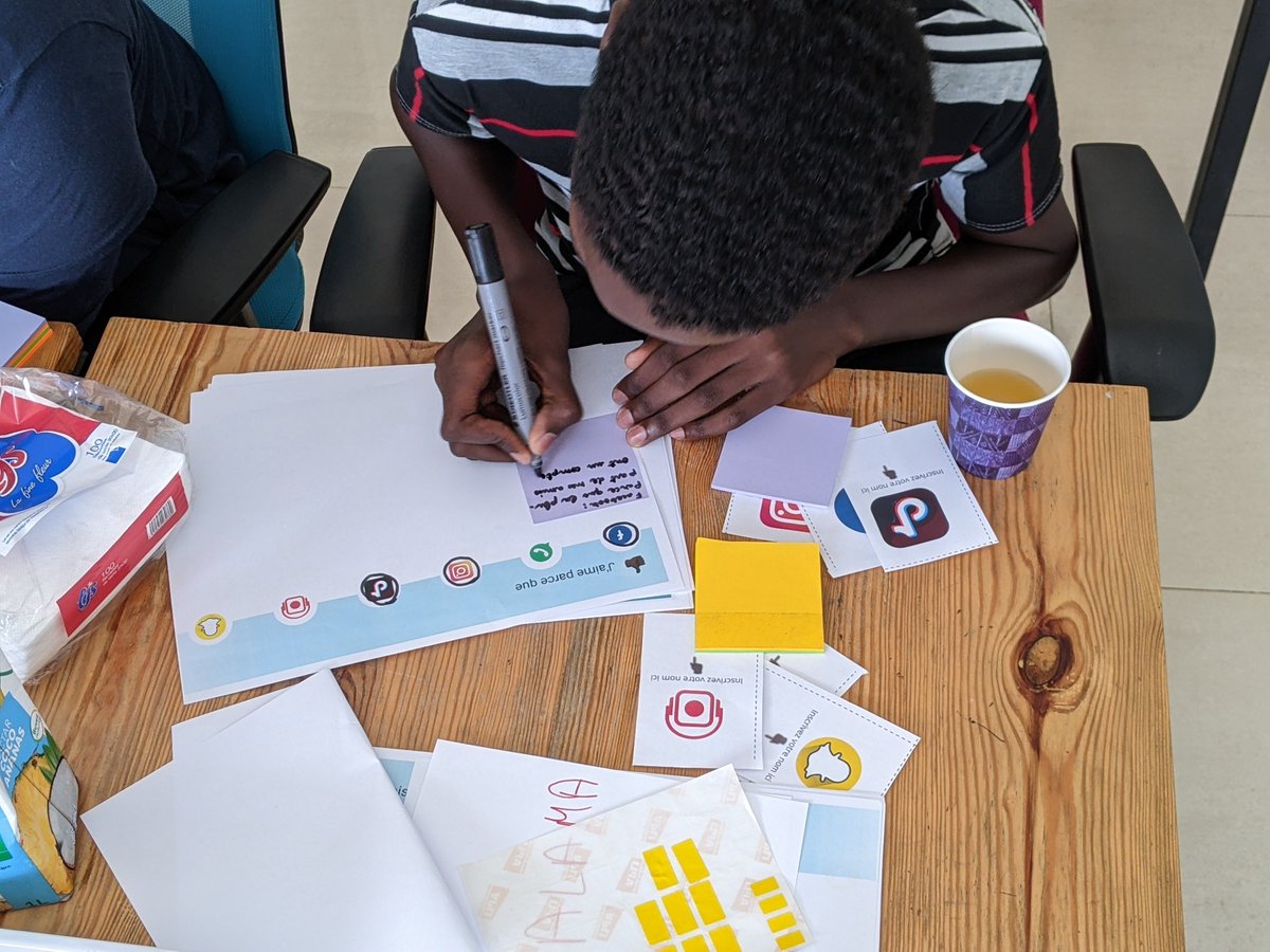 🔍We're delighted to share our role in Meta's TTC Labs initiative, which focuses on understanding the needs of young people and parents for online supervisory experiences.
Through one-to-one interviews, co-design sessions and expert sessions, we have gathered valuable insights.