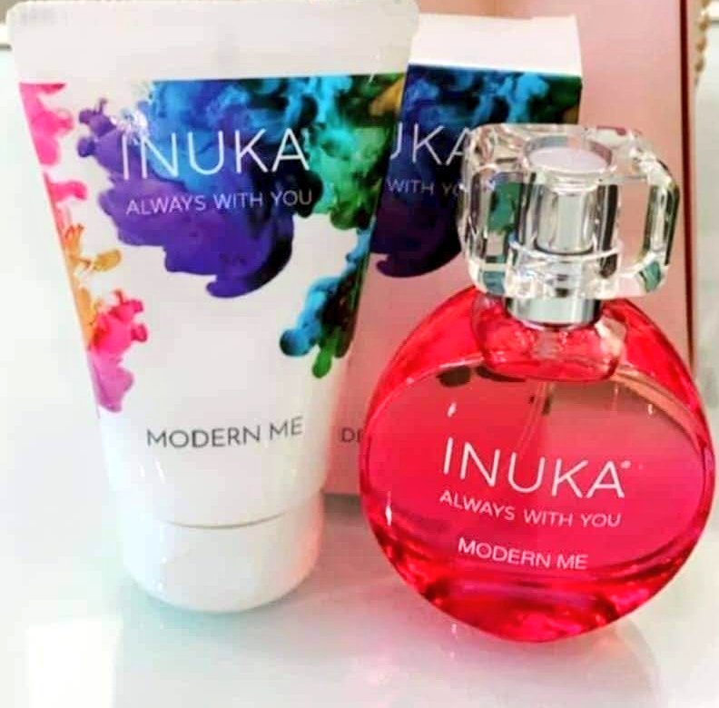LeenChings's tweet photo. Mod Pink perfume &amp; lotion $20

Dm or https://t.co/Iz22QJXlJK https://t.co/xnqYydjci1