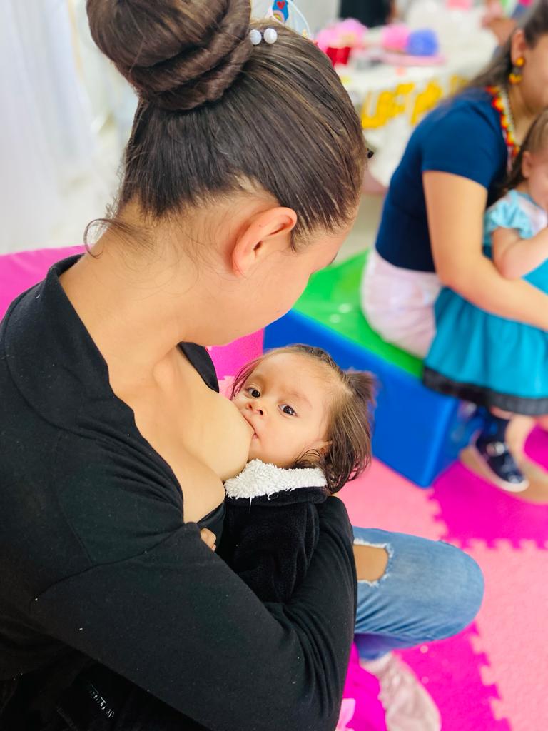 FunFraternidad's tweet photo. #Villagarzón |  Nos unimos para movilizar el mensaje "FACILITAR LA LACTANCIA MATERNA... Marcando la diferencia para las madres y padres que trabajan."
Fundación Fraternidad presente en la celebración de la Semana Mundial de la Lactancia Materna 2023.
#ICBF https://t.co/6Ot5C6eRkR