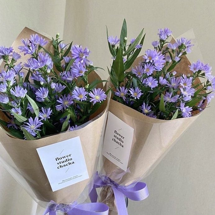 itmydefinition's tweet image. กันยายนคือแอสเตอร์ (น.)
หมายถึง คุณเป็นคนค่อนข้างเปิดเผย ตรงๆ บางทีก็เผลอใจร้อนโดยไม่รู้ตัว เพราะคาดหวังกับบางสิ่งอยากให้มันออกมาดีที่สุด แอบมีมุมเพอร์เฟคชั่นนิส ชอบทำอะไรด้วยตัวเอง ถึงจะพูดไม่ค่อยเก่งแต่ก็เป็นผู้ฟังที่ดีเสมอ ‘อย่าลืมรับฟังตัวเองด้วยล่ะ’