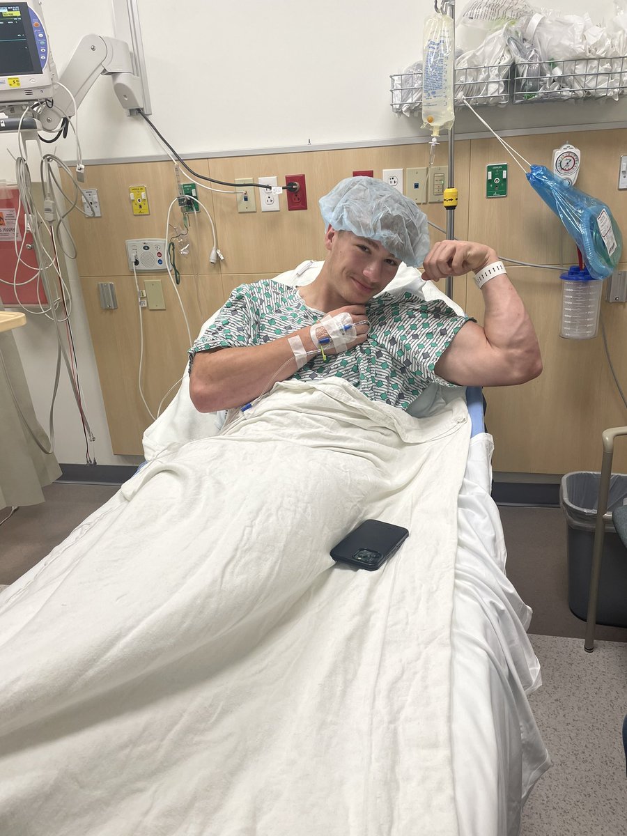 DeeMarsico's tweet photo. Please keep Reed @ReedMars1 in your prayers today. He’s a tough &amp; determined guy🦾 I have faith he will make a full recovery &amp; come back even He has the best ortho physician doing a fertilized ACL reconstruction…he’s in great hands @ChadLavenderMD 🙏🏻 #MinorSetbackMajorComeback https://t.co/2gF5R8srvL