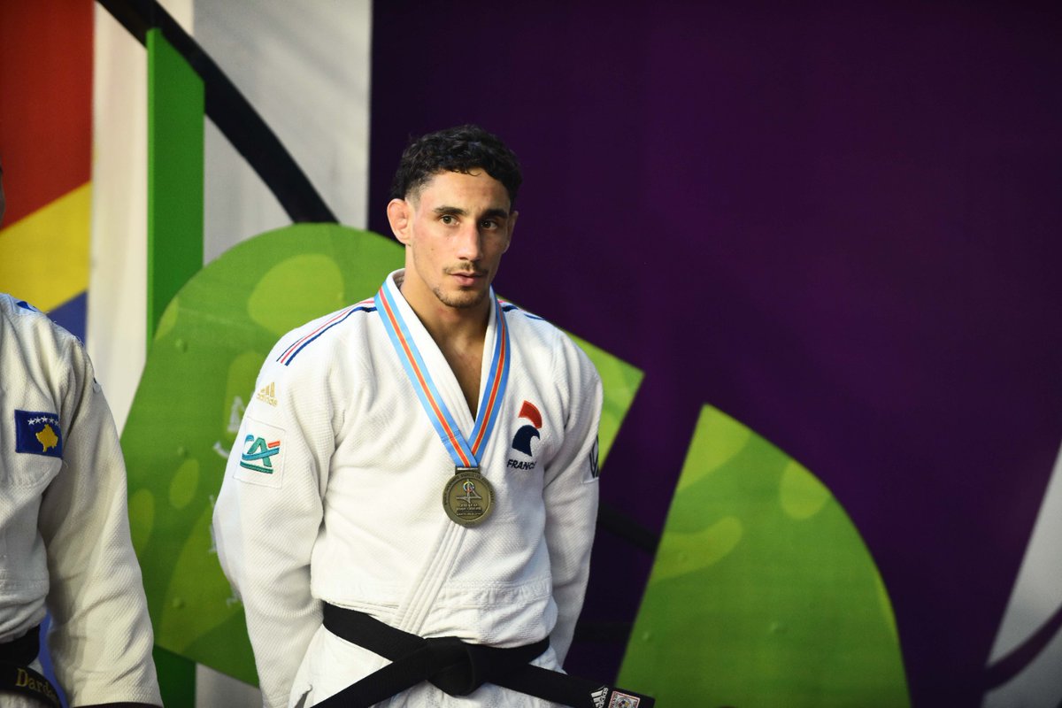 DelegationF's tweet photo. Jour 5️⃣ : triomphe pour la 🇨🇵 en judo

🥇2 médailles d'or 
🥈1 médaille d'argent 
🥉 1 médaille de bronze 

Dernière compétition aujourd'hui pour 2 de nos judokas aux @kinshasa2023 ! 

#Jeuxdelafrancophonie2023 
#kinshasa https://t.co/cVzcpQD7NP