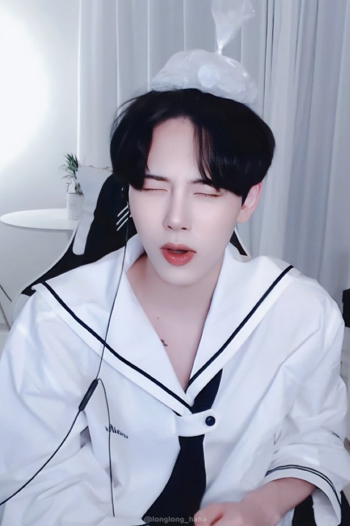 longlong_haha's tweet photo. 😍 

#정현 #이정현 #JUNGHYUN https://t.co/DHAXEHQfnh