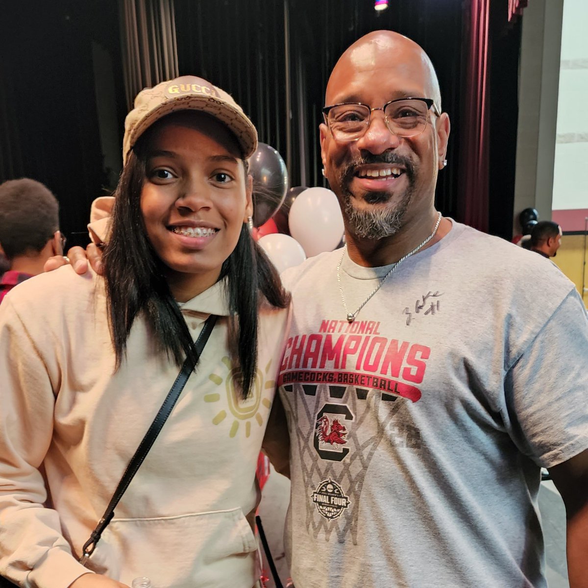 WilliamWhite66's tweet photo. Finally going to see my FAVORITE @WNBA @LASparks player, @zia_cooke @TeamCooke3 on Tuesday!!  Can't wait to see her play live again!! #GoZia #BloodbyMud #GoRed https://t.co/IFFlW6tW0c