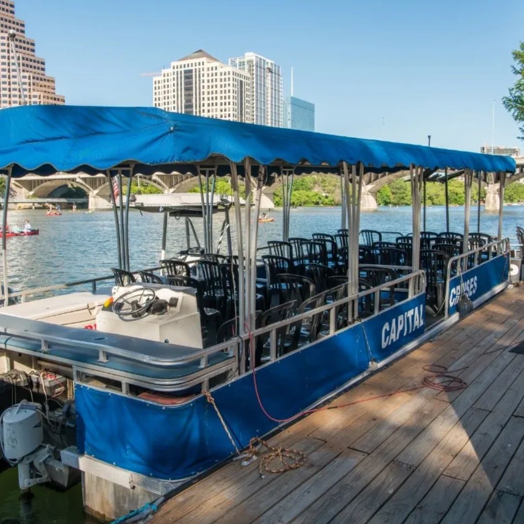 Capital Cruises tweet media