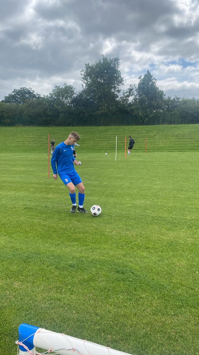 BCFC_FEP's tweet photo. First week of Preseason completed.

“Intensity and high standards were our priority this week and all the players have achieved this. We have a programme here that allows everyone to excel and I’m so confident we’ll reach our targets”

- Simon Noakes
Head of Football https://t.co/GlV7ERLlAT