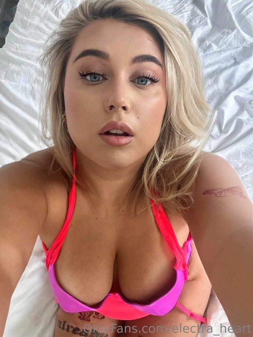 Smash or pass? https://t.co/CgT5dC2ypt