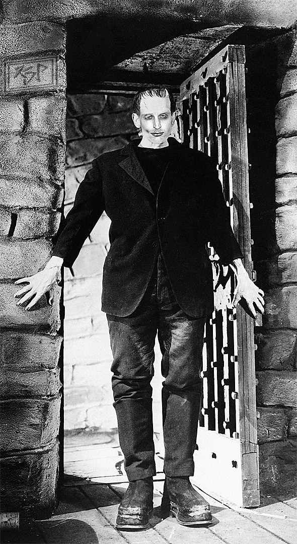 KjpPhotography's tweet photo. Today's #FunWithPhotoshopFriday pic- Me as Doctor Frankenstein's Monster.  I can thank my father for getting me interested in @UniversalPics #Monsters at a young age. I love these classic #films ! (8-4-2023) #Frankenstein #movies #UniversalStudios https://t.co/J7Qpxj7KGC