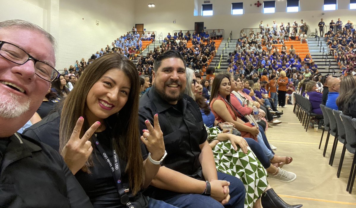 TEAM EQUITY IS IN THE HOUSE!!! Val Verde USD Welcome Back Ra-Ra today! @VVUSD_EL @VVUSD_DEI @ValVerdeUSD @VVUSD_Family