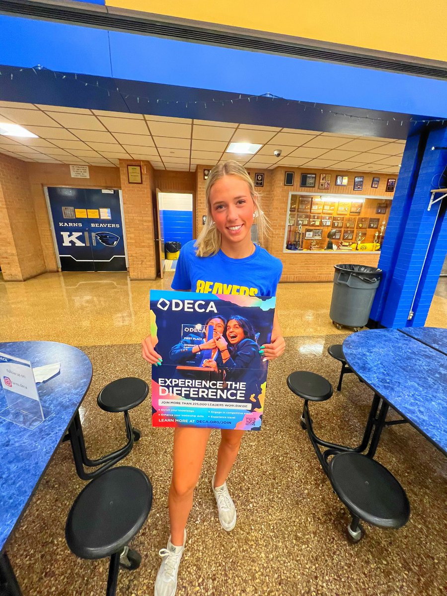 karnsdecakhs's tweet photo. •FRESHMAN ORIENTATION• https://t.co/BTdJF4D5wL