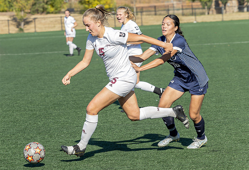 W⚽️| GAME DAY
With a strong core of 23 returning players, bolstered by the addition of 11 talented newcomers, @GriffinsSoccer kicks off preseason vs. <a href="/umbisons/">Manitoba Bisons 🦬</a> (TODAY, 1 PM, Clareview &amp; SAT, 1 PM, Clarke).
#GriffNation
📷 Rebecca Chelmick

STORY➡️macewangriffins.ca/sports/wsoc/20…