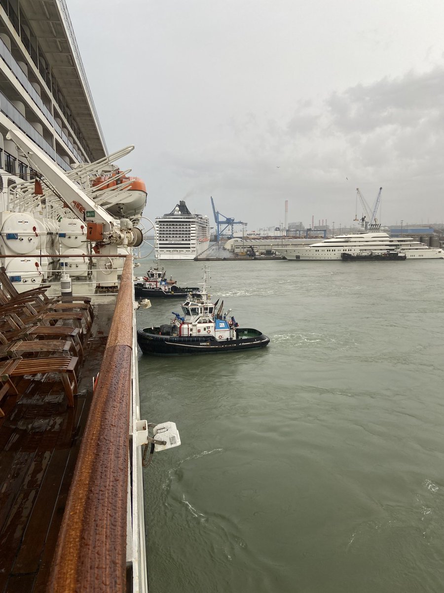 Liz Kershaw tweet media