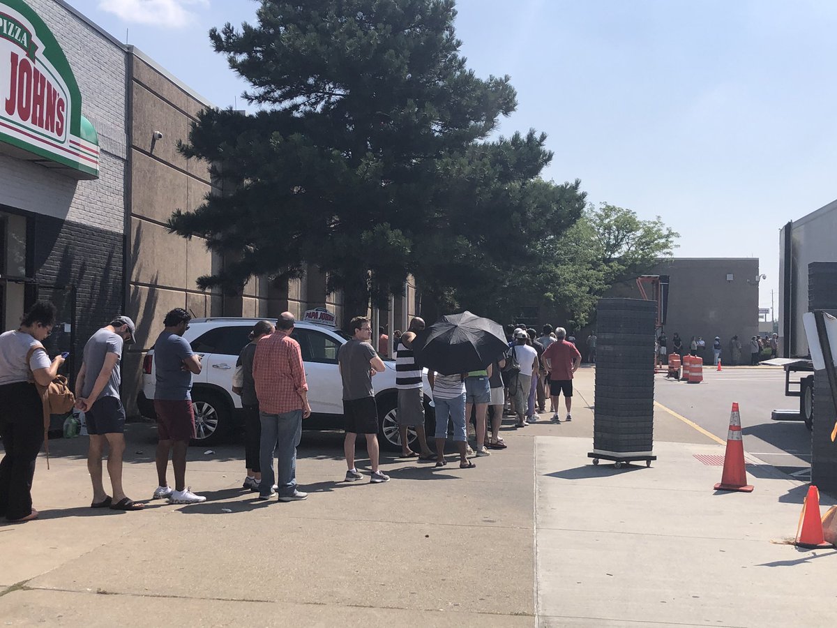 Only 1/2 of the early voting line in Franklin County wrapped entirely around a strip mall. From conversations around me, slightly more NO’s than YES