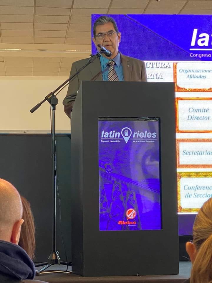 JulioSosaFrate's tweet photo. En el día de ayer, participé de la inauguración del 18º Congreso y Exposición de la Actividad e Industria Ferroviaria Latinrieles que se desarrolla bajo el lema: "El Ferrocarril como Eje Principal del Transporte", en la Terminal de Cruceros Quinquela Martín. https://t.co/8ha9MNVOBX