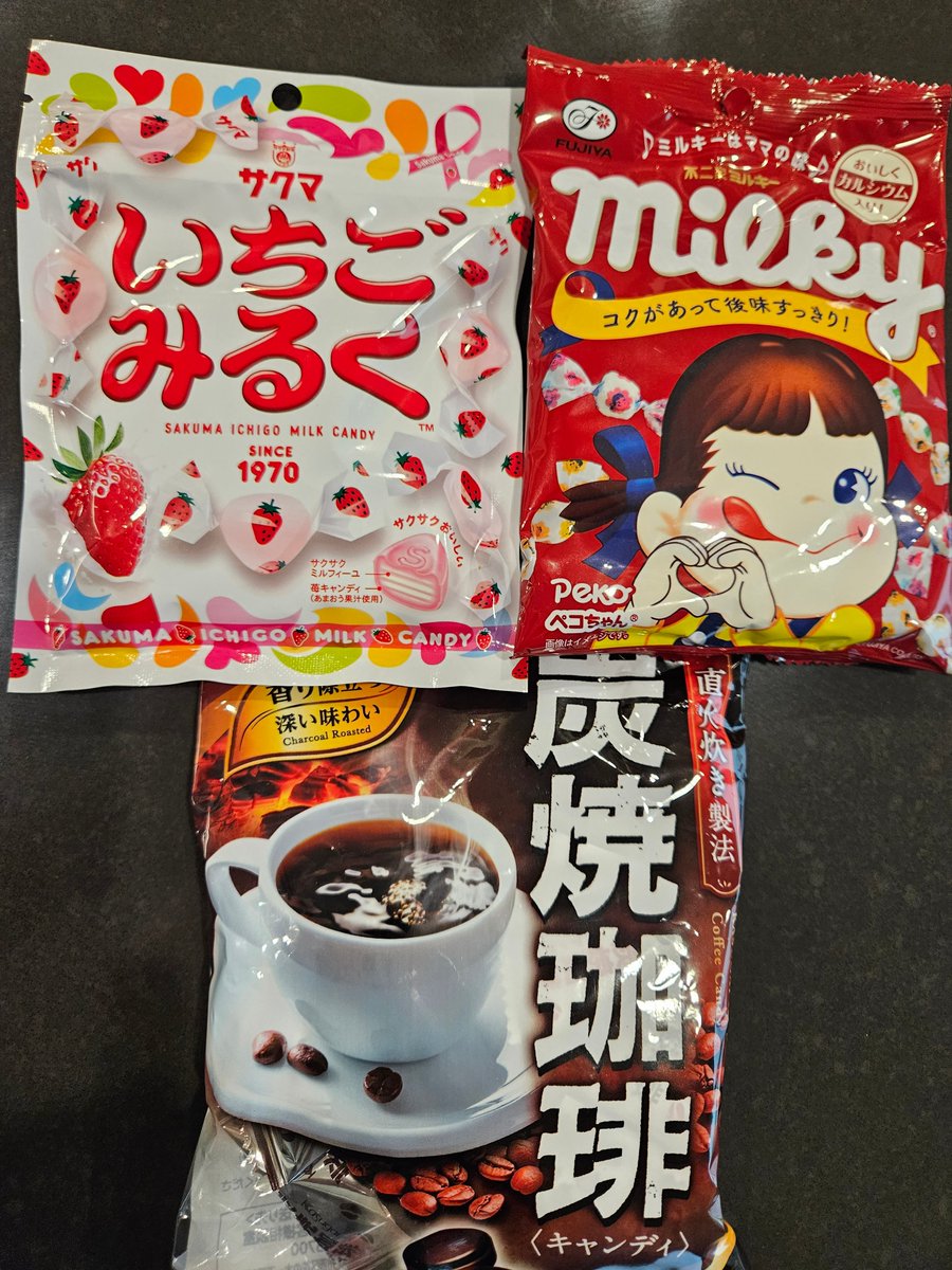 Japanese premium candy available at our candy bar!
First come first serve😍😍😍