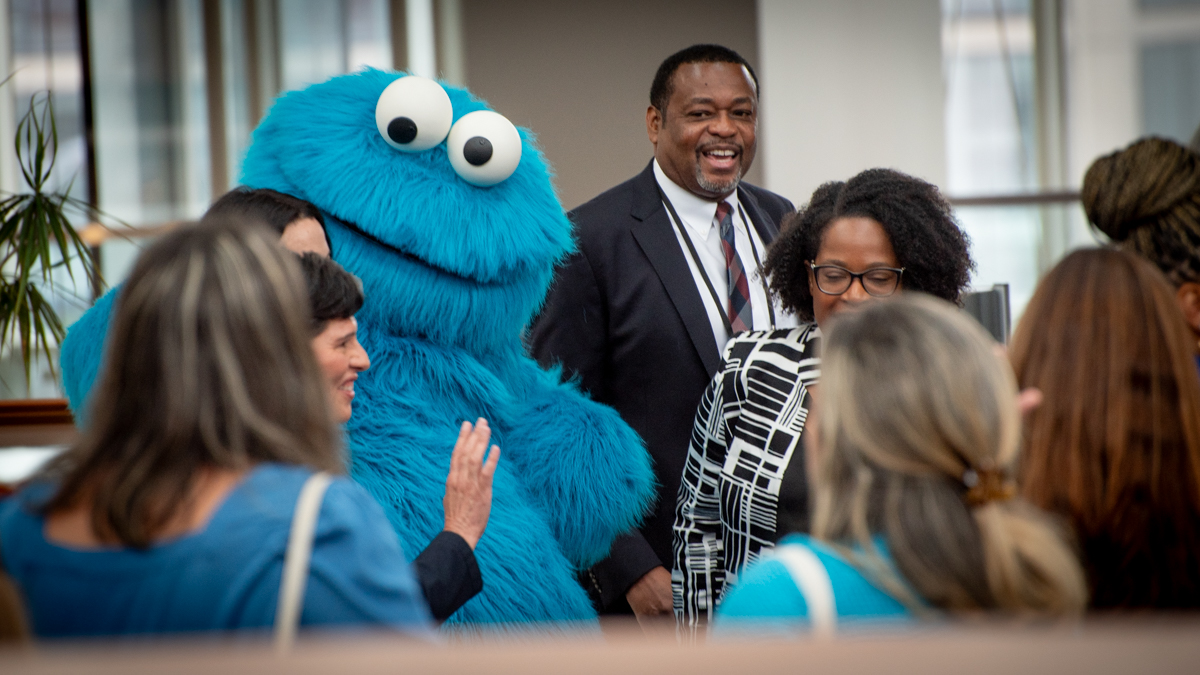 APA's tweet photo. Surprise! A very special guest is joining #APA2023 to help spread today's message of belonging. Say hi if you get the chance! #YouBelongHere https://t.co/HwGkdDvWLl
