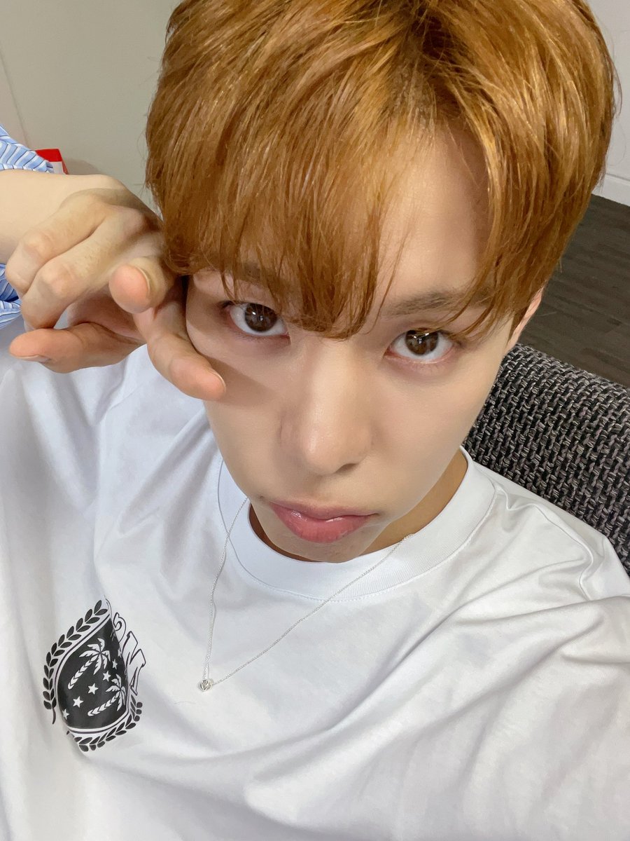 윤서빈 Yoon Seobin tweet media