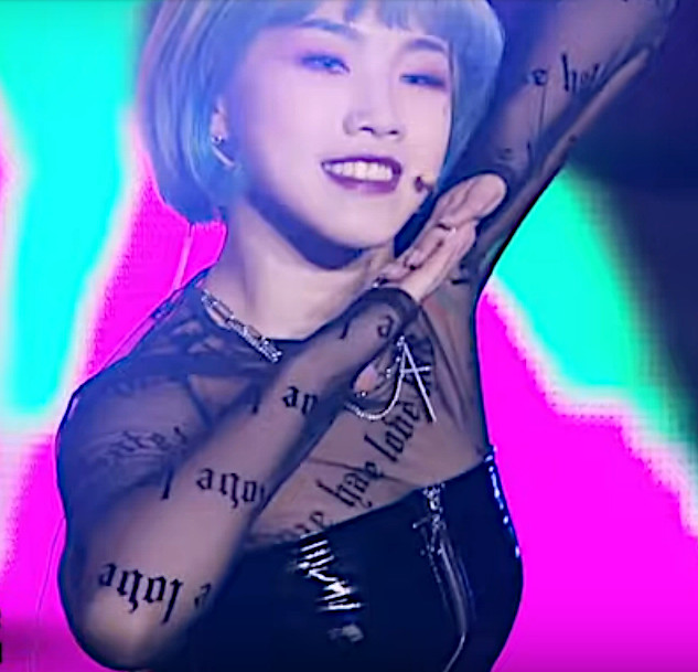 LSugardoll's tweet image. All songs of the 2020 Taiwanese survival show  #DD52 were originally written for the contest, at least 48 for the 13 ep, and the 3 resulting gg  #PinkFun, #GOF &amp;amp; #HUR debuted with these songs &amp;amp; used them for some cb. Here the episode line of #HURRICANE.  youtu.be/jrlbqsz8wQg