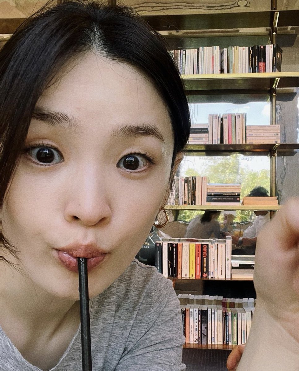 이 사진 왤케 좋지