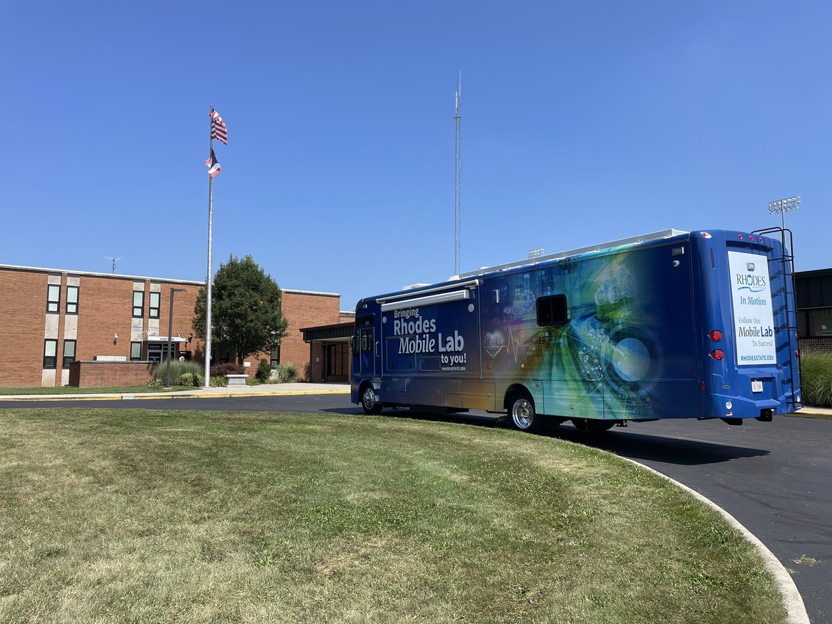 DrBrendanG's tweet photo. We’re excited to be welcoming @BCSChiefs as a new #collegecreditplus partner this year. Today we took our @RhodesStateLima mobile lab to their high school. We’ll be offering #physics and #chemistry this Fall. https://t.co/gw0jLJsC3r
