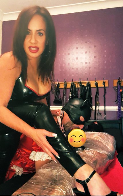 More sucking !!!!!!!! https://t.co/LmRykJ5NC4 https://t.co/Ot9Q7YkPgj<a href="/tag/assworship"class="tags"><span>#assworship</span></a><a href="/tag/cuckold"class="tags"><span>#cuckold</span></a><a href="/tag/humiliation"class="tags"><span>#humiliation</span></a><a href="/tag/sph"class="tags"><span>#sph</span></a>