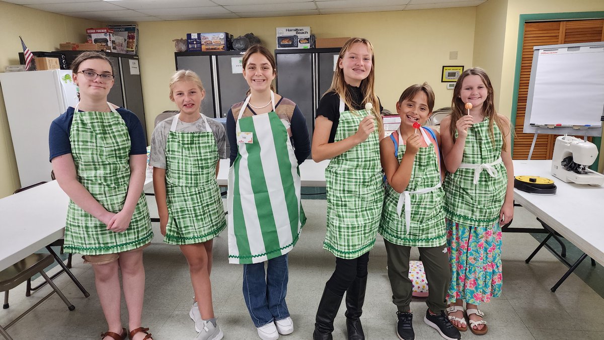 UFWakullaFCS's tweet photo. 2023 Sew Much Fun camp is all stitched up for this year! 😉 The campers had fun learning new skills as they made a variety of cool projects.

A big THANK YOU goes out to our amazing volunteers - Evelyn, Cathy, and Susan - who generously shared their time and talents this summer. https://t.co/L7zpB6pgXi
