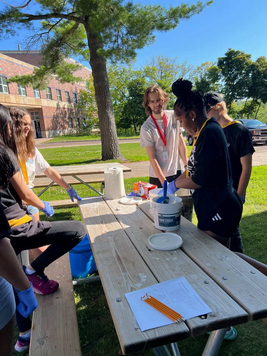 It was a great experience to participate in the @michigantech's ESP and WIE programs these past 2 weeks! We introduced high-school students to biofluids and rheology in cardiovascular applications through various hands-on activities @BiomedMtu @NSF Huge thanks to @ShelleyCMGooden